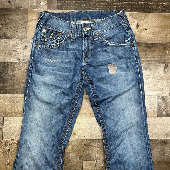 True Religion Women’s Size 28 Straight Leg Jeans Blue Denim Medium Wash Big T - Picture 2 of 10
